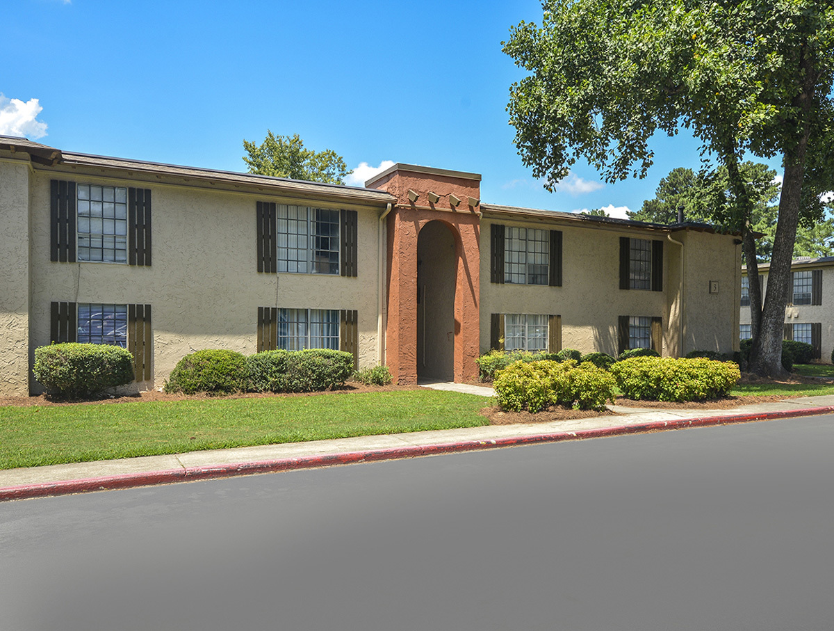 Home Apartments for Rent in College Park, GA Embarcadero